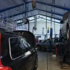 Yrityksen 2 kuva AUTONKORJAUS JA OSAMYYNTI KARI LAINE Moottoriajoneuvojen huolto ja korjaus (pl. renkaat)  Helsinki 18