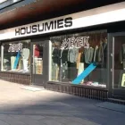 Yrityksen 1 kuva HOUSUMIES OY Vaatteiden yleisvähittäiskauppa  Turku 19