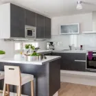 Yrityksen 2 kuva KASTELLI-TALOT Puutavaran ja rakennusmateriaalien agentuuritoiminta  Oulu 14