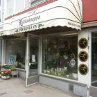 Yrityksen 1 kuva KUKKAKAUPPA JA HAUTAUSPALVELU PERÄKYLÄ OY Kukkien vähittäiskauppa  Varkaus 15