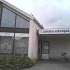 Yrityksen 3 kuva LAHDEN HIEROJAKOULU Muut koulutusta antavat yksiköt  Lahti 16