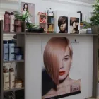 Yrityksen 2 kuva SALON HENNA TURUNEN Parturit ja kampaamot  Espoo 18