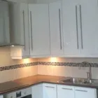 Yrityksen 1 kuva SANEERAUS KANNINEN Rakennuspuusepän asennustyöt  Hämeenlinna 06