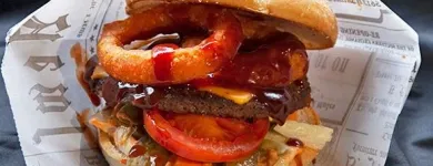 Yrityksen 1 kuva CAFE KUUSIJÄRVI Olut- ja drinkkibaarit  Vantaa 18