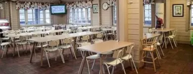 Yrityksen 4 kuva CAFE KUUSIJÄRVI Olut- ja drinkkibaarit  Vantaa 18