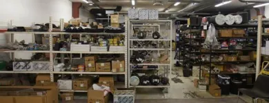 Yrityksen 3 kuva COMBILINK OY Moottoriajoneuvojen huolto ja korjaus (pl. renkaat)  Turku 19