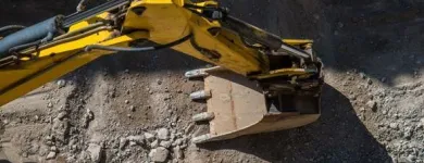 Yrityksen 1 kuva EEUU-LOUHINTA OY Rakennuspaikan valmistelutyöt  Espoo 18