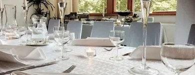 Yrityksen 8 kuva HIETANIEMEN RAVINTOLA & SALI Ravintolat  Helsinki 18