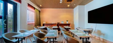 Yrityksen 3 kuva HOLIDAY INN HELSINKI - VANTAA AIRPORT Hotellit  Vantaa 18