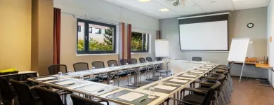 Yrityksen 11 kuva HOLIDAY INN HELSINKI - VANTAA AIRPORT Hotellit  Vantaa 18