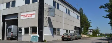 Yrityksen 3 kuva HYRYLÄN AUTOLASIPALVELU Tasolasin muotoilu ja muokkaus  Tuusula 18