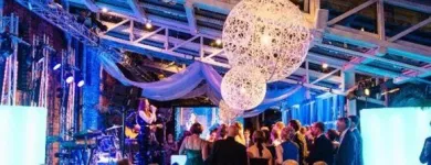 Yrityksen 4 kuva JUHLATILA ESPOON TALLI Muualla luokittelemattomat rahoituspalvelut (pl. vakuutus- ja eläkevakuutustoiminta)  Espoo 18