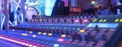 Yrityksen 7 kuva JUHLATILA ESPOON TALLI Muualla luokittelemattomat rahoituspalvelut (pl. vakuutus- ja eläkevakuutustoiminta)  Espoo 18