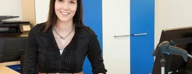 Yrityksen 4 kuva K1 KATSASTUS HELSINKI VUOSAARI Moottoriajoneuvojen huolto ja korjaus (pl. renkaat)  Helsinki 18