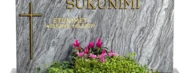 Yrityksen 1 kuva KIVILÄHDE - BY KAAVIN KIVI OY Kiven leikkaaminen, muotoilu ja viimeistely  Kaavi 15