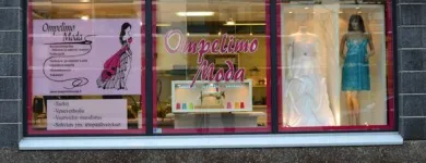 Yrityksen 4 kuva OMPELIMO MODA JA PESULAPALVELUT Muiden vaatteiden ja asusteiden valmistus  Helsinki 18