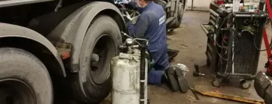 Yrityksen 5 kuva PEKANT OY Moottoriajoneuvojen huolto ja korjaus (pl. renkaat)  Oulu 14