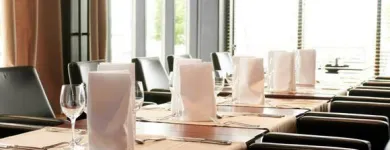 Yrityksen 4 kuva RAVINTOLA CASSELI Ravintolat  Lahti 16