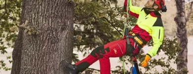 Yrityksen 3 kuva UITTOKALUSTO TAMPERE Maa- ja metsätalouskoneiden ja -tarvikkeiden tukkukauppa mukaan lukien traktorit  Tampere 11