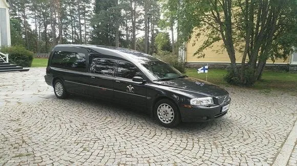 Yrityksen 1 kuva DA-PU TUIRAN HAUTAUSTOIMISTO OULU