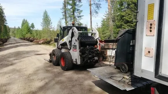 Yrityksen 5 kuva KAINUUN RASKASKONEHUOLTO OY / KONETRA