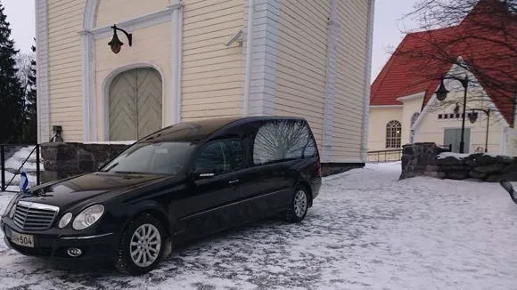 Yrityksen 3 kuva HAUTAUSPALVELU SOTANIEMI